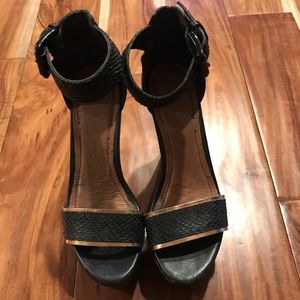 Elizabeth and James black wedges